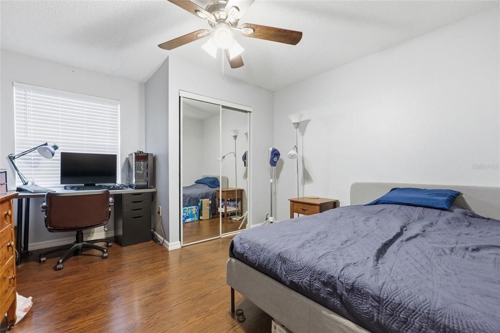 Activo con contrato: $173,000 (3 camas, 3 baños, 1198 Pies cuadrados)
