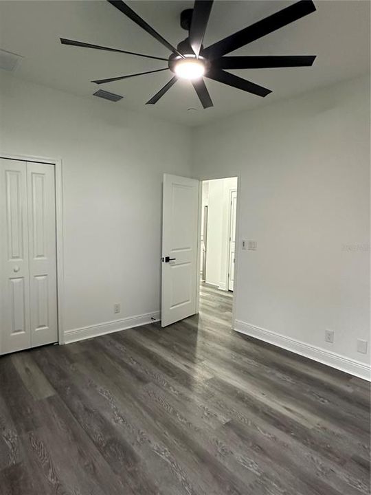 For Sale: $380,000 (4 beds, 2 baths, 1800 Square Feet)