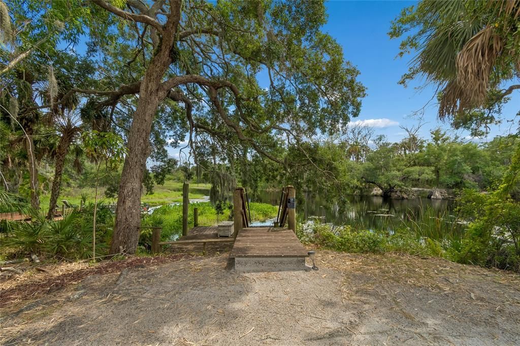 Activo con contrato: $789,900 (5 camas, 3 baños, 3896 Pies cuadrados)