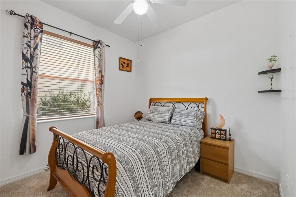 Activo con contrato: $789,900 (5 camas, 3 baños, 3896 Pies cuadrados)