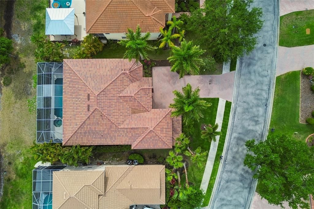 Activo con contrato: $789,900 (5 camas, 3 baños, 3896 Pies cuadrados)