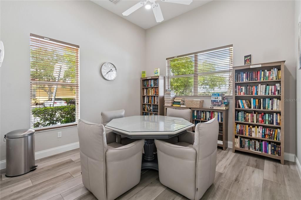 Activo con contrato: $789,900 (5 camas, 3 baños, 3896 Pies cuadrados)