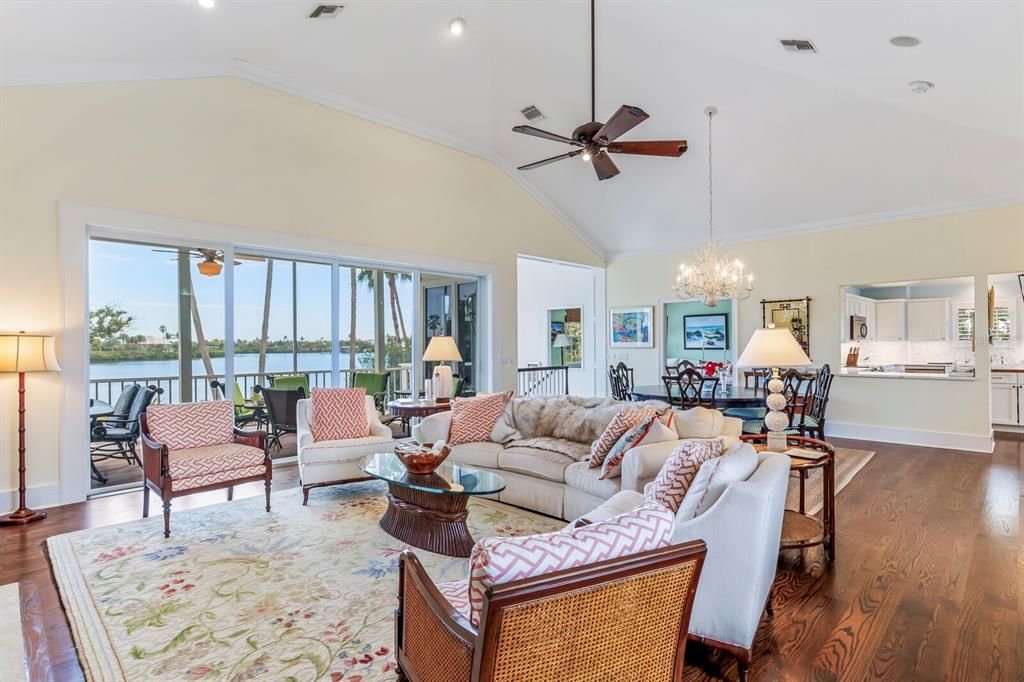 For Sale: $5,900,000 (4 beds, 3 baths, 3494 Square Feet)