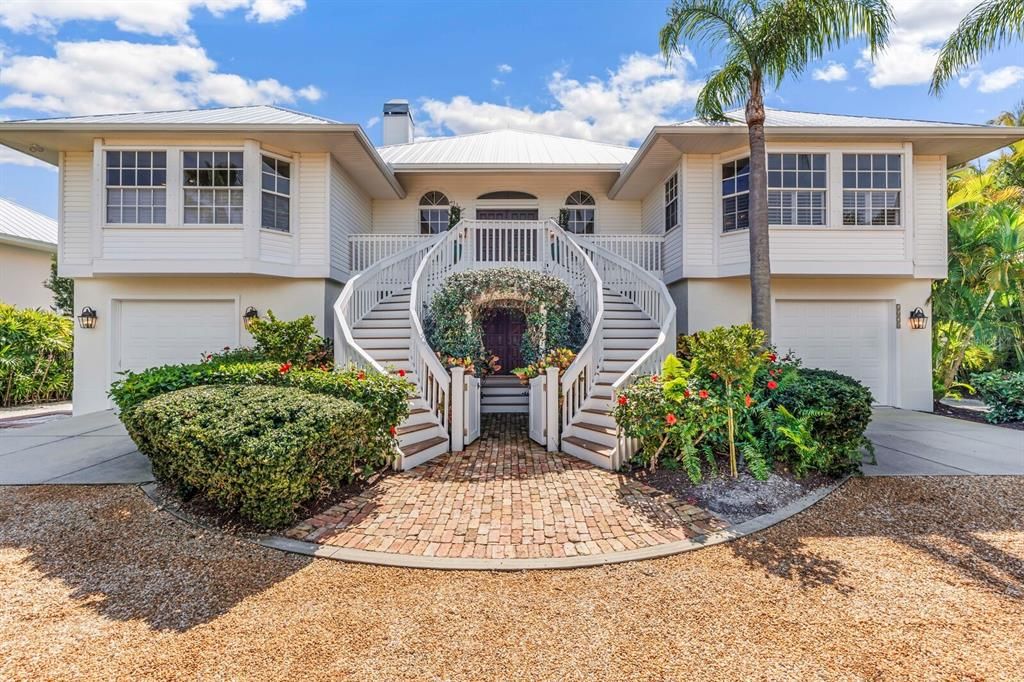 For Sale: $5,900,000 (4 beds, 3 baths, 3494 Square Feet)