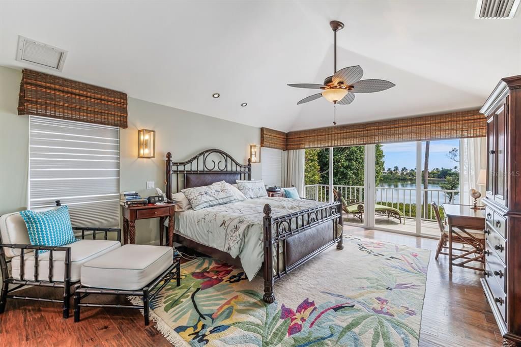 For Sale: $5,900,000 (4 beds, 3 baths, 3494 Square Feet)