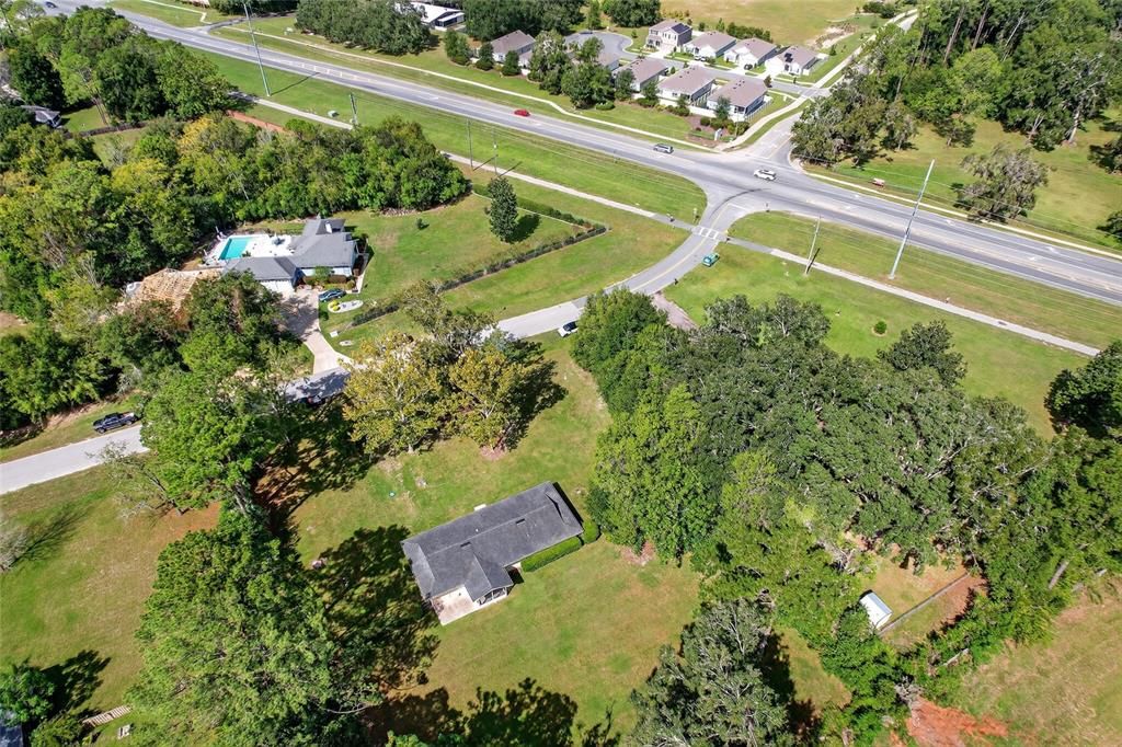 Под контрактом: $310,000 (3 спален, 2 ванн, 1204 Квадратных фут)