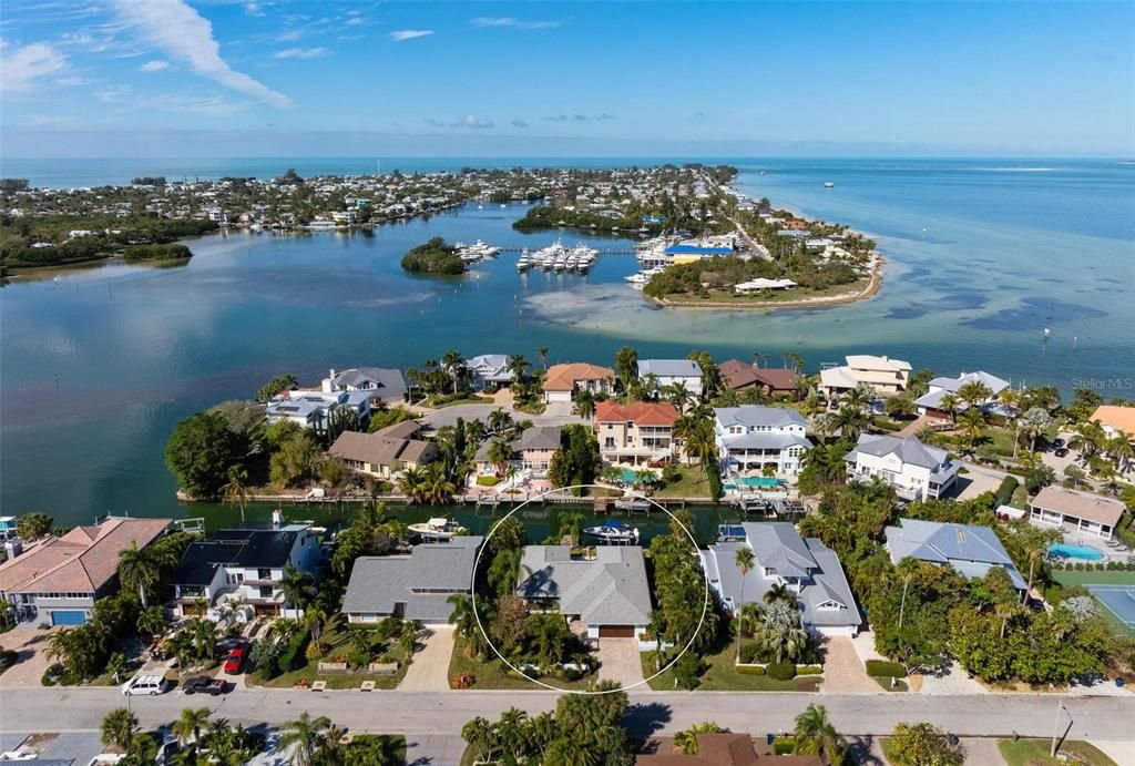 На продажу: $1,795,000 (3 спален, 2 ванн, 1884 Квадратных фут)