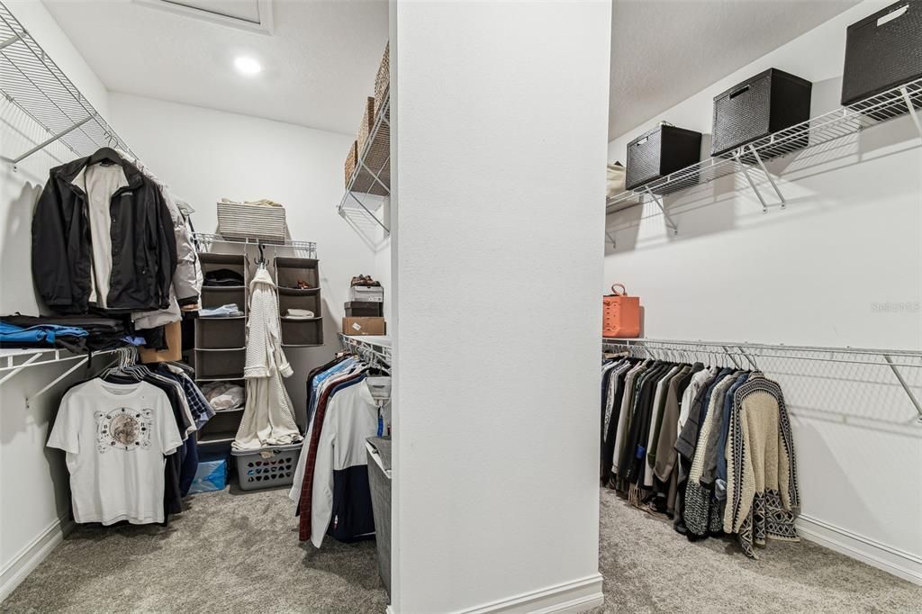 Activo con contrato: $1,090,000 (5 camas, 4 baños, 4218 Pies cuadrados)