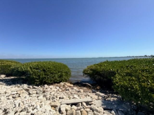 For Rent: $3,200 (1 beds, 1 baths, 667 Square Feet)