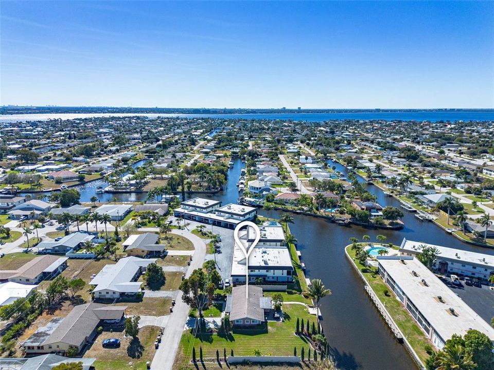 For Sale: $399,000 (3 beds, 2 baths, 1600 Square Feet)