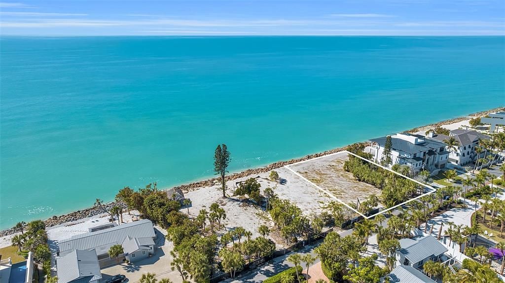 合同活跃: $2,800,000 (0.47 acres)