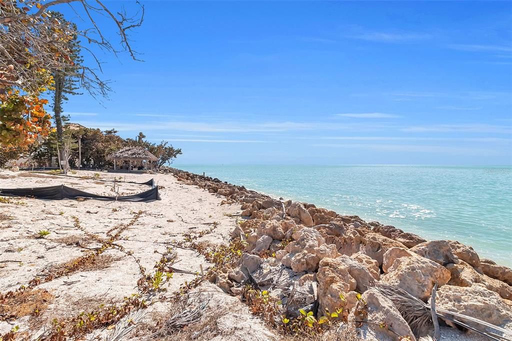 合同活跃: $2,800,000 (0.47 acres)