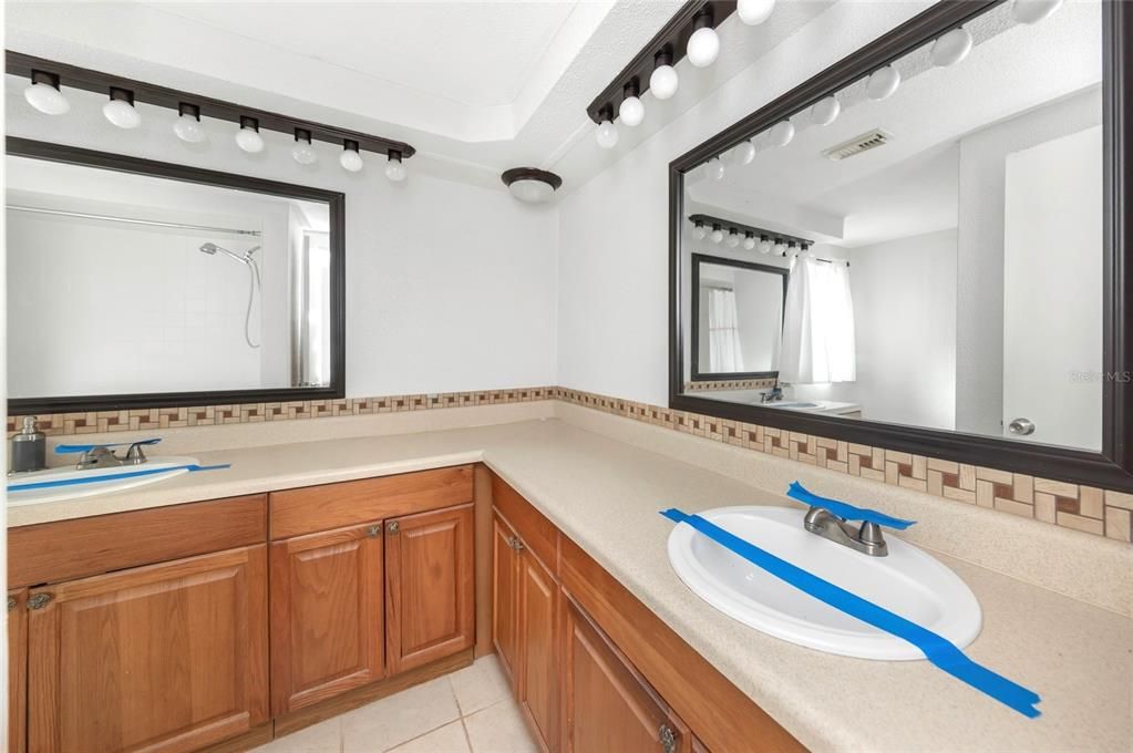 Activo con contrato: $229,900 (3 camas, 2 baños, 1519 Pies cuadrados)