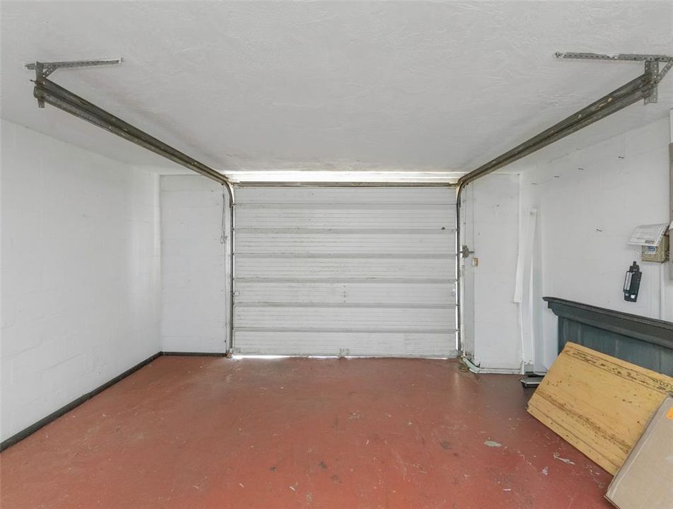 Activo con contrato: $229,900 (3 camas, 2 baños, 1519 Pies cuadrados)