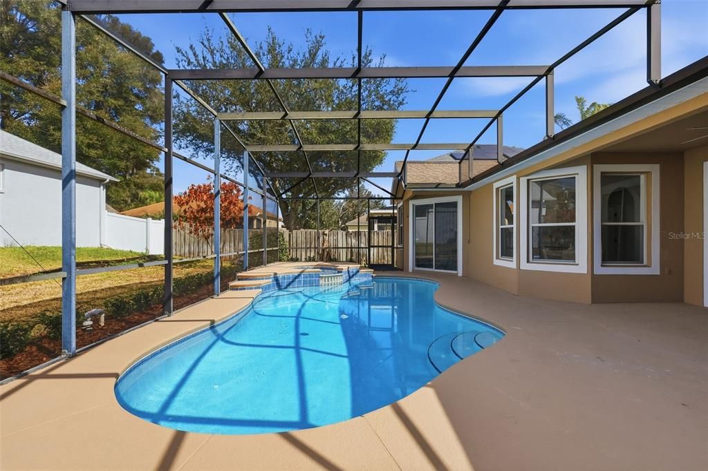 Active With Contract: $469,000 (4 beds, 2 baths, 2397 Square Feet)