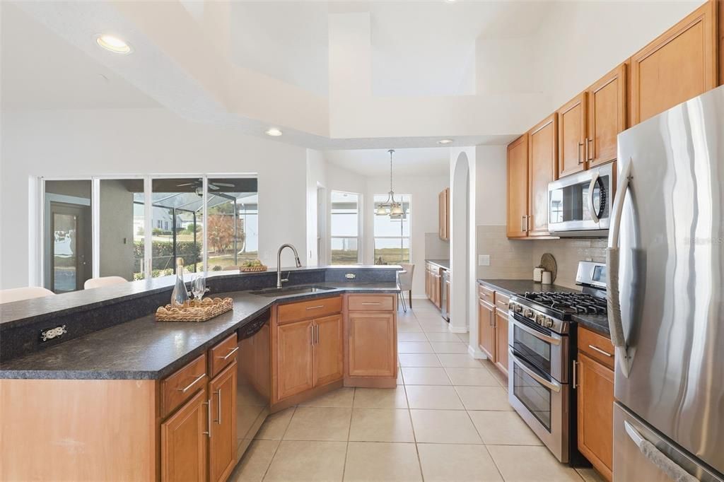 Active With Contract: $469,000 (4 beds, 2 baths, 2397 Square Feet)