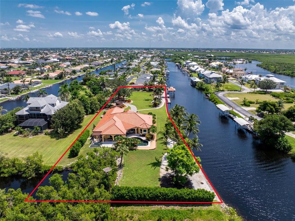 En Venta: $2,650,000 (3 camas, 3 baños, 3279 Pies cuadrados)