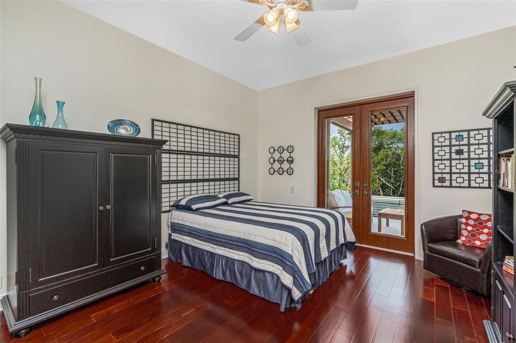 En Venta: $2,650,000 (3 camas, 3 baños, 3279 Pies cuadrados)