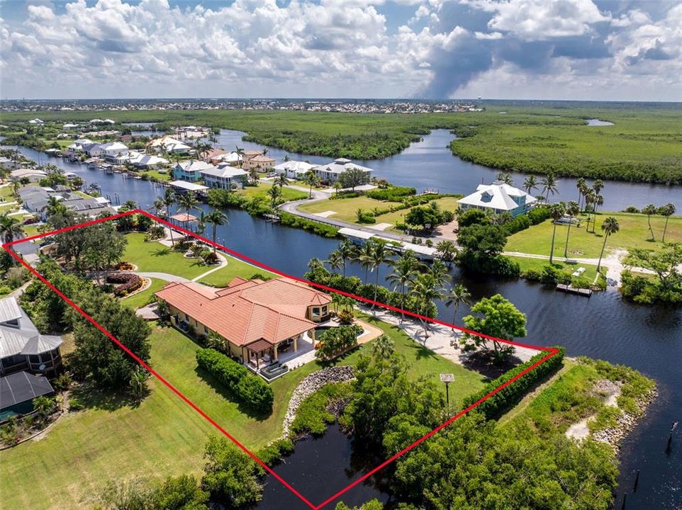 En Venta: $2,650,000 (3 camas, 3 baños, 3279 Pies cuadrados)