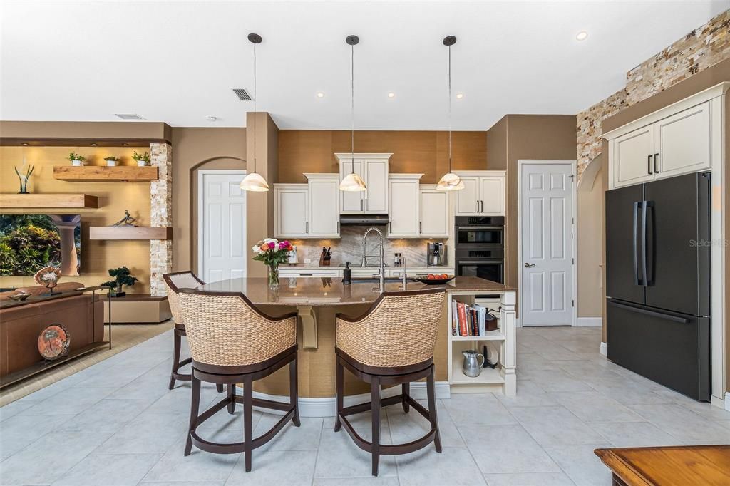 En Venta: $2,650,000 (3 camas, 3 baños, 3279 Pies cuadrados)