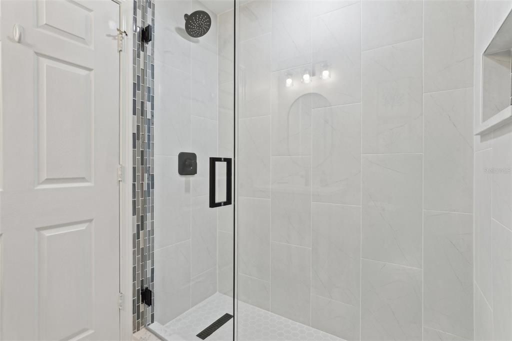 Active With Contract: $544,900 (3 beds, 3 baths, 2013 Square Feet)