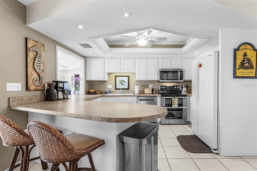 Active With Contract: $549,900 (3 beds, 2 baths, 2050 Square Feet)