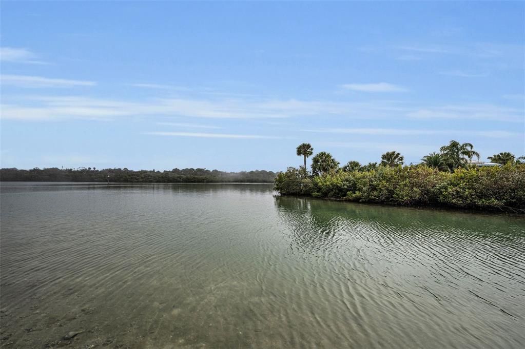 На продажу: $449,900 (2 спален, 2 ванн, 1208 Квадратных фут)