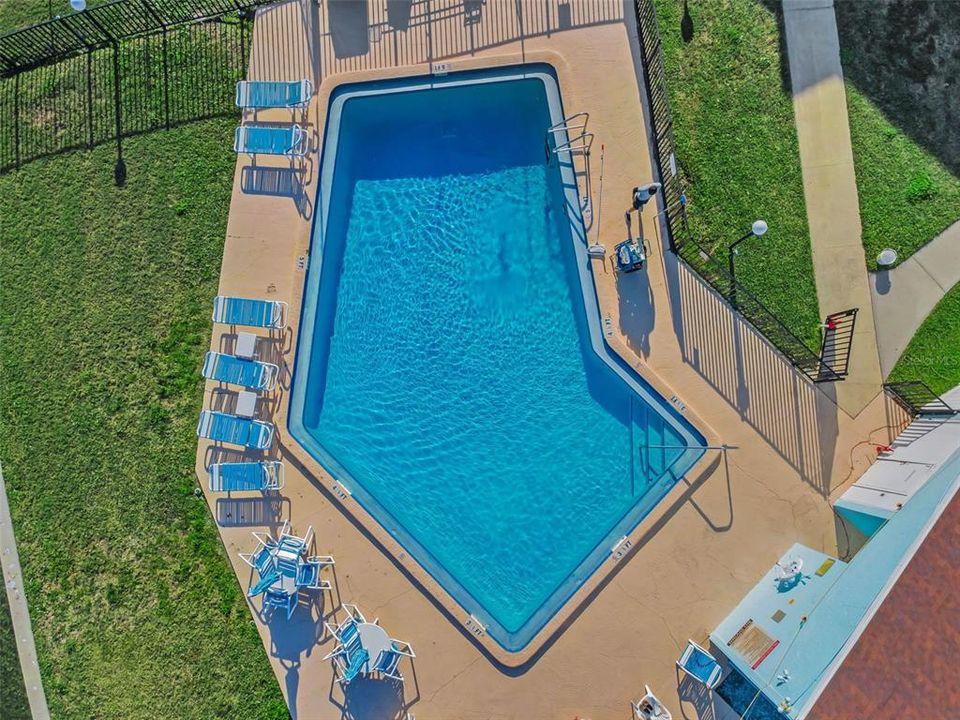 На продажу: $449,900 (2 спален, 2 ванн, 1208 Квадратных фут)