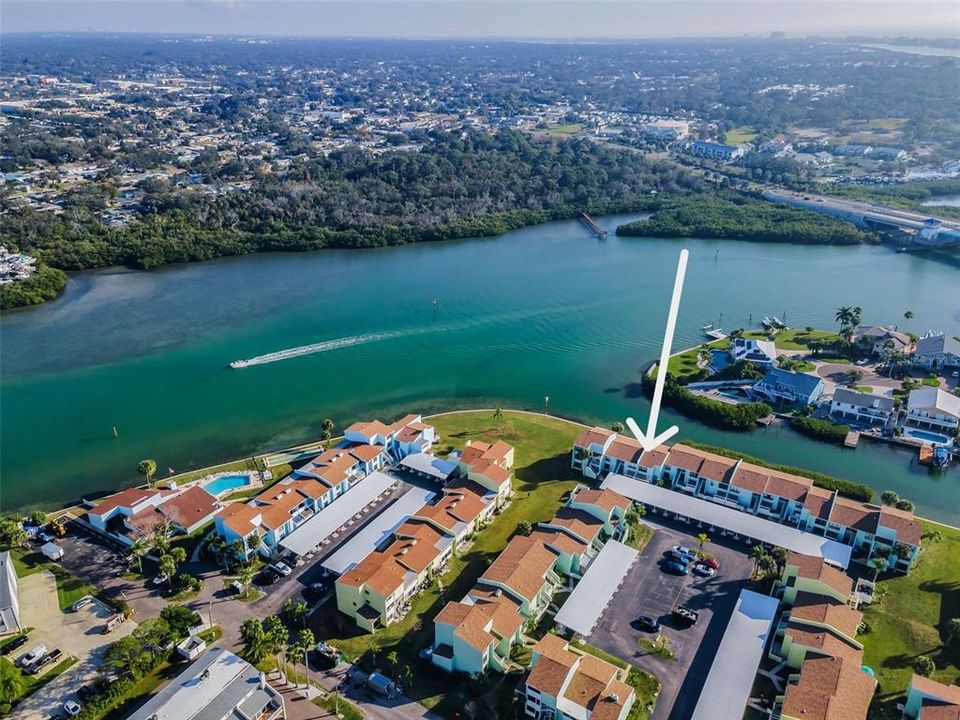 На продажу: $449,900 (2 спален, 2 ванн, 1208 Квадратных фут)