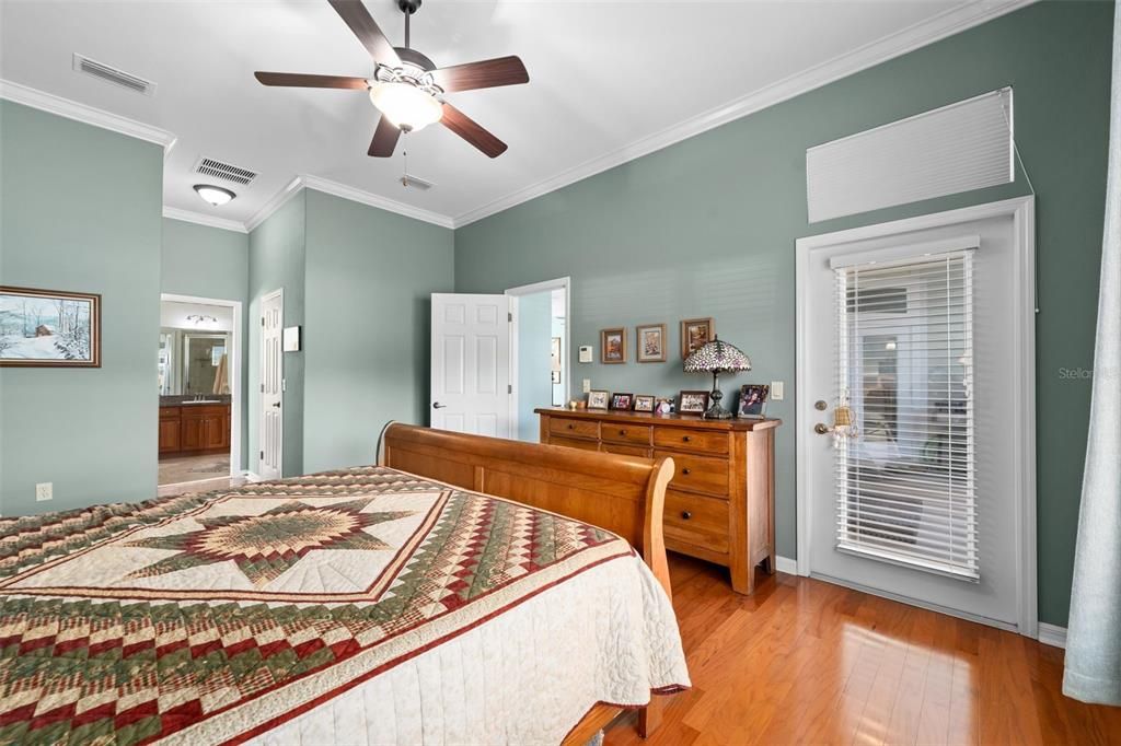 For Sale: $485,000 (3 beds, 2 baths, 1952 Square Feet)