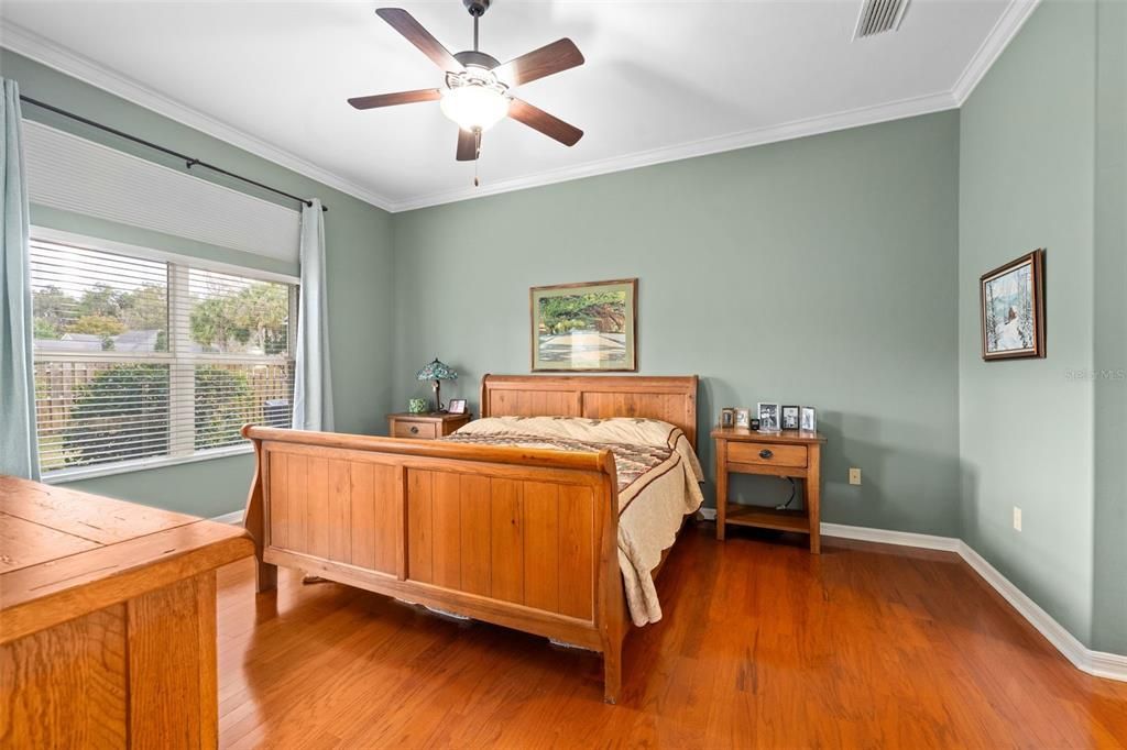 For Sale: $485,000 (3 beds, 2 baths, 1952 Square Feet)