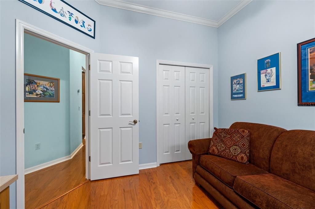 For Sale: $485,000 (3 beds, 2 baths, 1952 Square Feet)