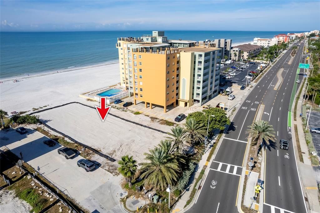 На продажу: $6,495,000 (0.72 acres)