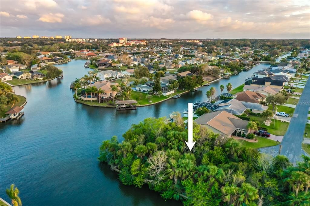 En Venta: $425,000 (0.30 acres)