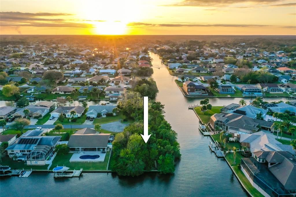 En Venta: $425,000 (0.30 acres)