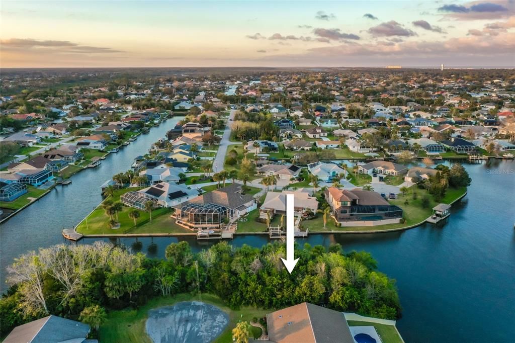 En Venta: $425,000 (0.30 acres)