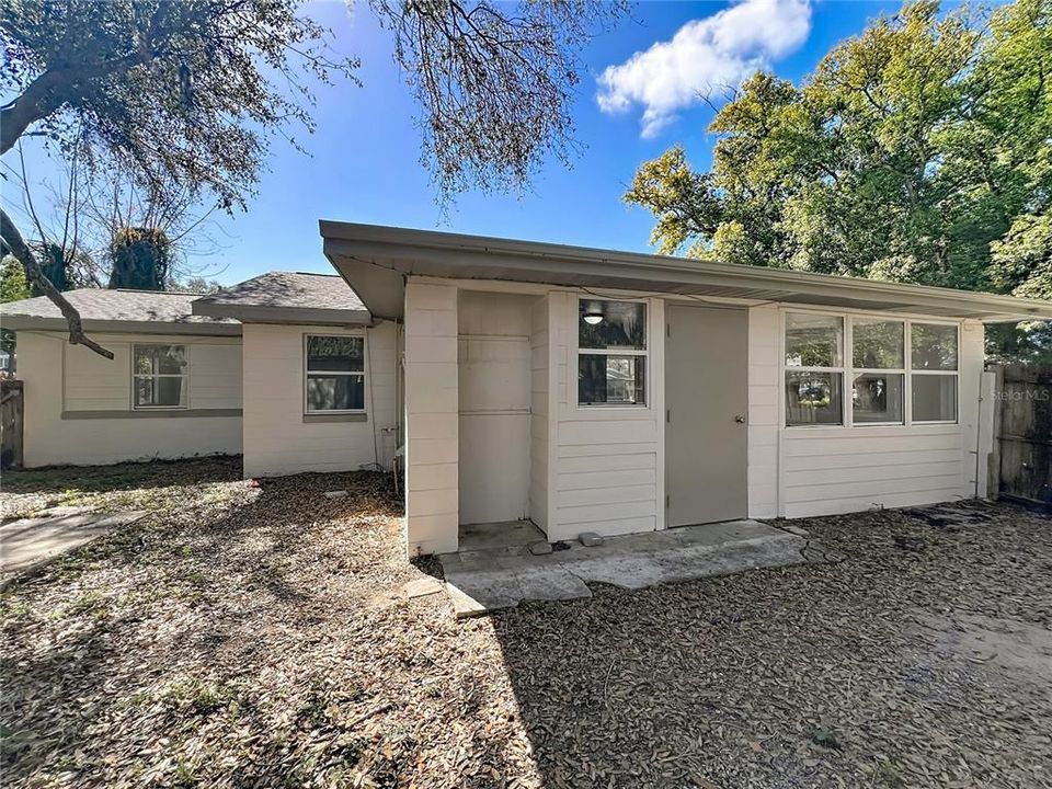 待售: $450,000 (5 贝兹, 0 浴室, 2341 平方英尺)