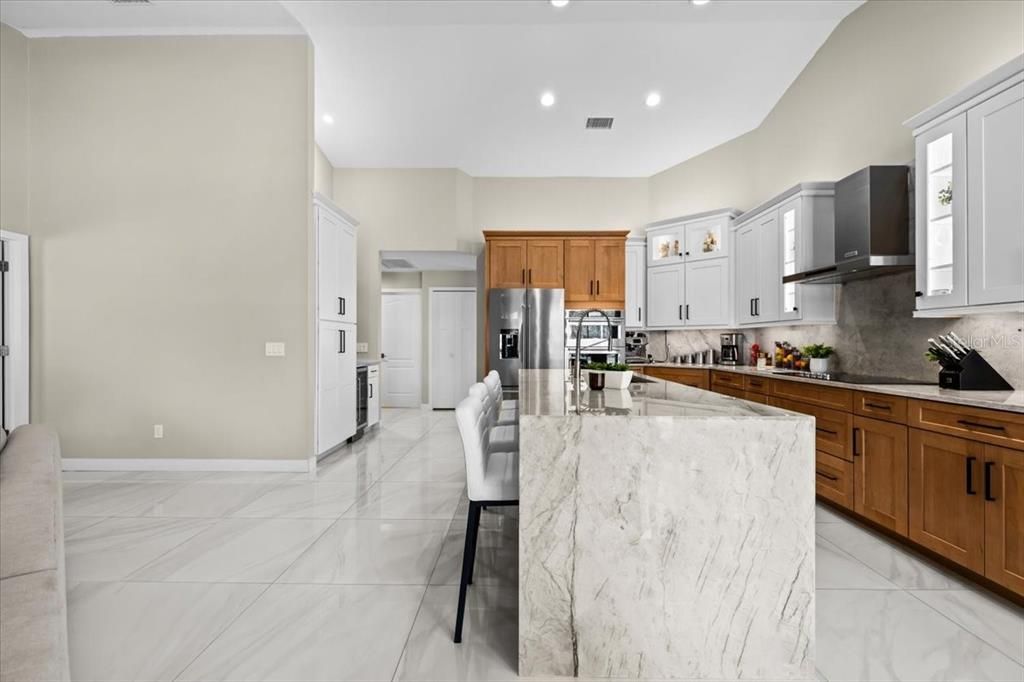 For Sale: $799,990 (4 beds, 3 baths, 2889 Square Feet)