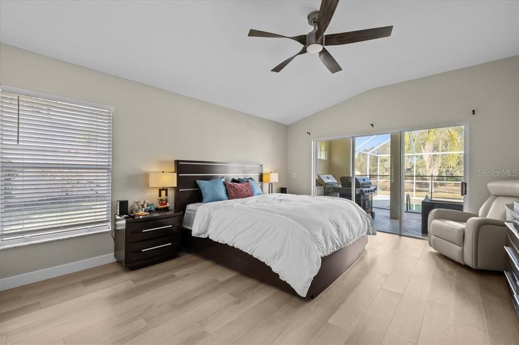 For Sale: $799,990 (4 beds, 3 baths, 2889 Square Feet)