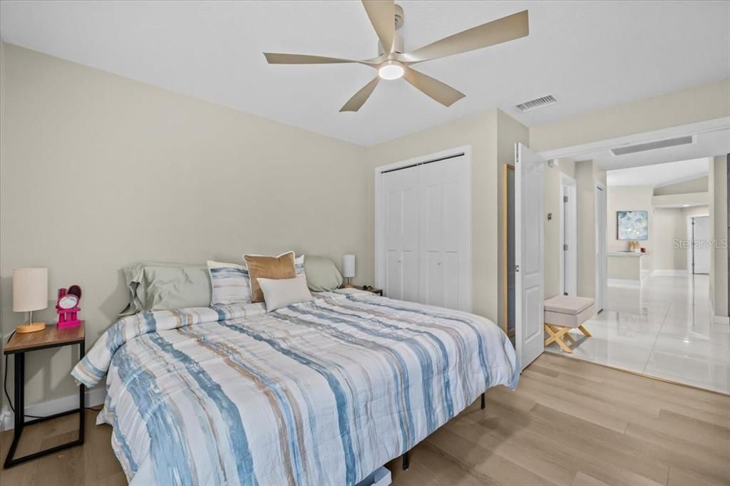 For Sale: $799,990 (4 beds, 3 baths, 2889 Square Feet)