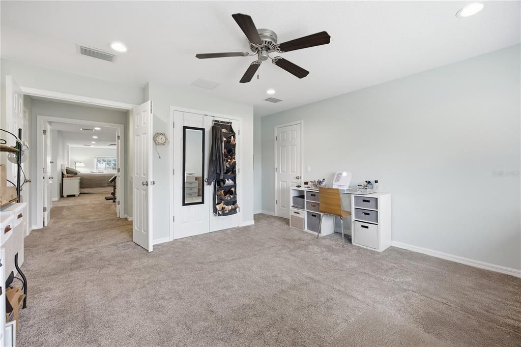 For Sale: $1,200,000 (5 beds, 3 baths, 3502 Square Feet)