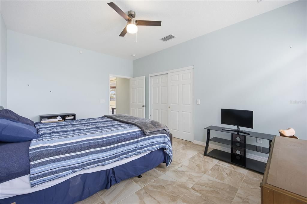 For Sale: $1,200,000 (5 beds, 3 baths, 3502 Square Feet)