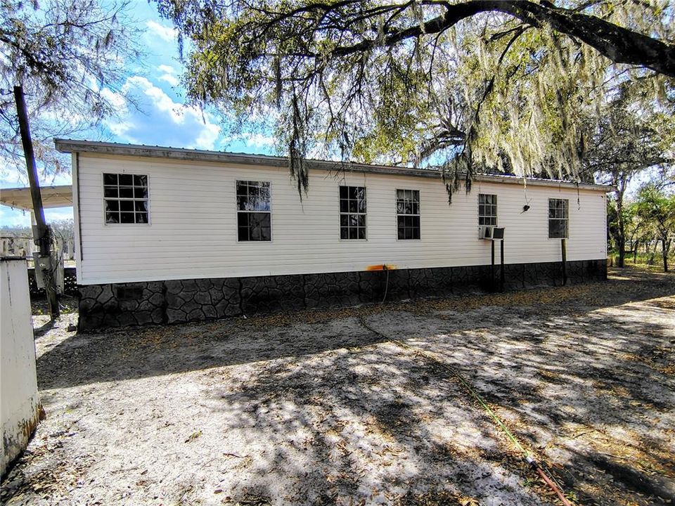En Venta: $336,000 (3 camas, 2 baños, 1404 Pies cuadrados)