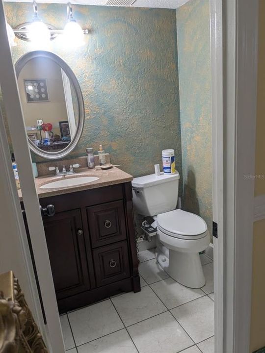 Active With Contract: $410,000 (4 beds, 3 baths, 1916 Square Feet)