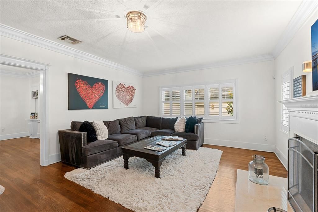 For Sale: $969,000 (4 beds, 3 baths, 2692 Square Feet)