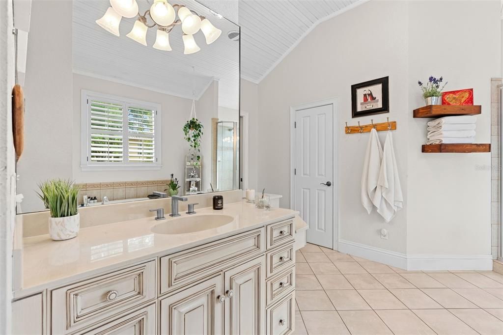 For Sale: $969,000 (4 beds, 3 baths, 2692 Square Feet)