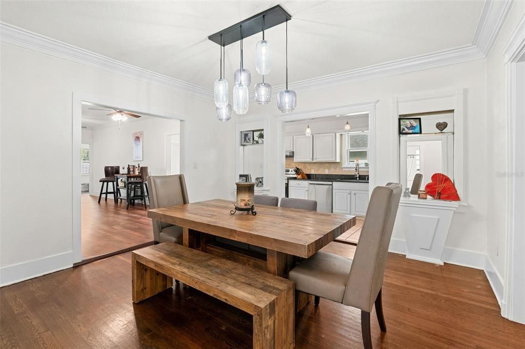 For Sale: $969,000 (4 beds, 3 baths, 2692 Square Feet)