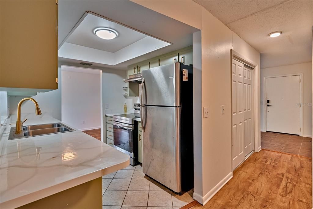 Activo con contrato: $259,900 (3 camas, 2 baños, 1317 Pies cuadrados)