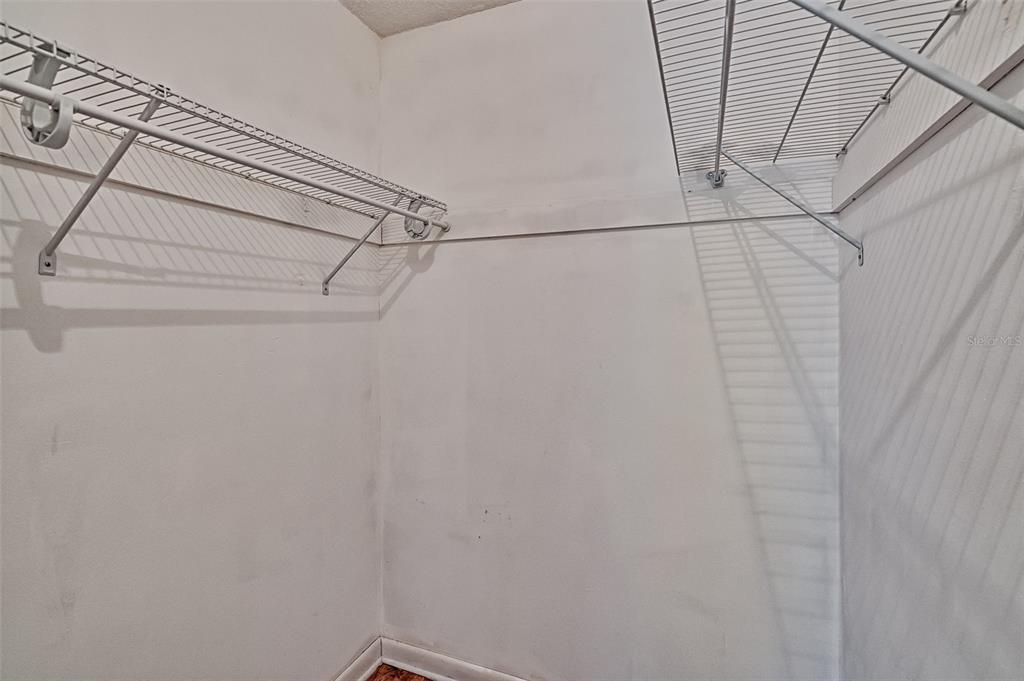 Activo con contrato: $259,900 (3 camas, 2 baños, 1317 Pies cuadrados)