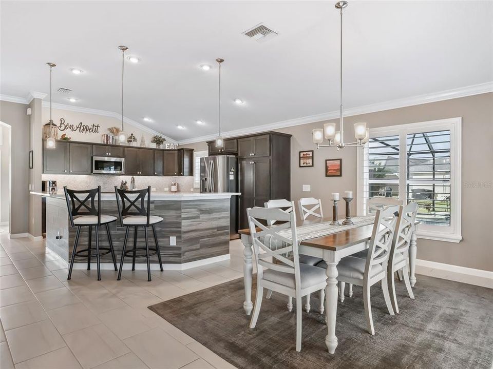 Active With Contract: $679,900 (3 beds, 3 baths, 1905 Square Feet)
